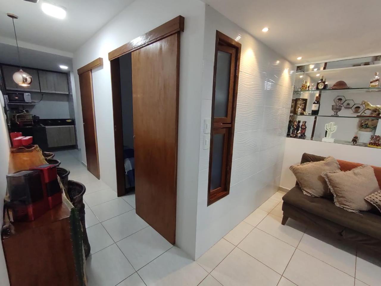 Winterville Flat 708 Gravata  Luaran gambar