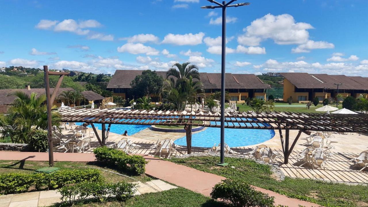 Winterville Flat 708 Gravata  Luaran gambar